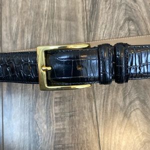 Talbots Black Leather Croc Embossed Shiny Belt w/ Gold Buckle Size M 1.25” wide